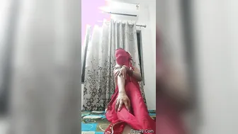 Naughty GF Getting Naked On Cam And Showing Her Sexy Body