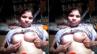 Village GF Showing Off Her Natural Boobs On Video Call