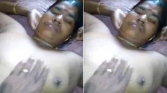 Mature Telugu Wife Posing Naked While Hubby Films Her Curves