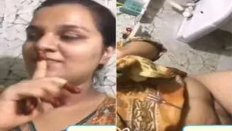 Horny Indian Babe Exposing Her Tits And Pussy On Video Call