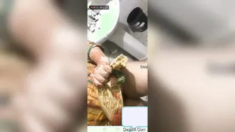 Horny Indian Babe Exposing Her Tits And Pussy On Video Call