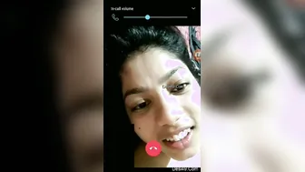 Married Bhabhi Flashing Her Wet Pussy On Naughty Video Call