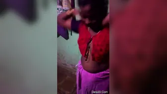 Tamil Bhabhi Letting Hubby Film Her Big Bouncing Boobs At Home