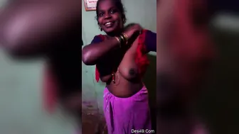 Tamil Bhabhi Letting Hubby Film Her Big Bouncing Boobs At Home
