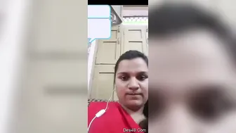 Horny GF Flaunting Her Tits And Pussy On Dirty Video Call