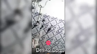 Desi Babe Bathing Naked On Video Call Showing Everything To Him