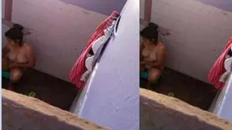 Desi Girl Bathing Caught On Hidden Camera By Her Boyfriend