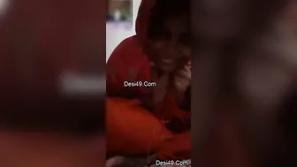 Cute Desi Girl Flashing Her Boobs On Video Call For Boyfriend