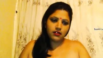 Horny Bhabhi Exposing Her Big Tits During Live Cam Session