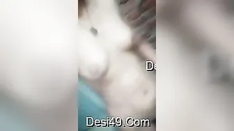 Young Babe Recording Herself Naked Alone In Her Bedroom Today