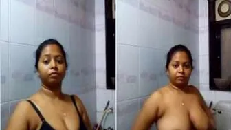 Sexy Bhabhi Recording Her Naked Body Teasing Her Secret Lover