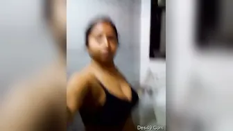 Sexy Bhabhi Recording Her Naked Body Teasing Her Secret Lover