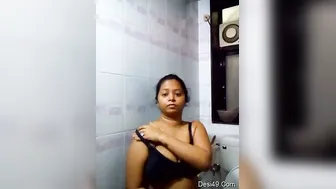 Sexy Bhabhi Recording Her Naked Body Teasing Her Secret Lover
