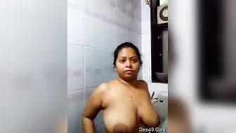 Sexy Bhabhi Recording Her Naked Body Teasing Her Secret Lover