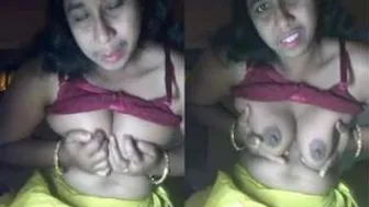 Horny Bhabhi Exposing Her Tits And Hairy Pussy For Her Boyfriend