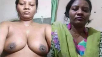 Horny Aunty Stripping Naked On Video Call Revealing Everything