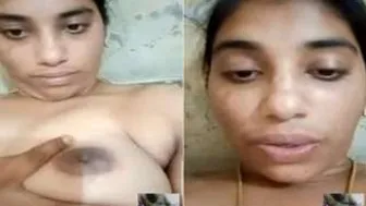 Married Woman Stripping Naked And Fingering On Video Call Solo