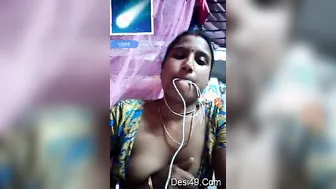 Married Woman Exposing Her Tits During Private Video Call Time