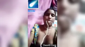 Married Woman Exposing Her Tits During Private Video Call Time