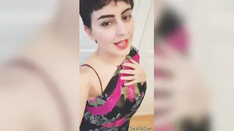Sexy Babe Showing Her Perky Tits While Dancing In Bedroom