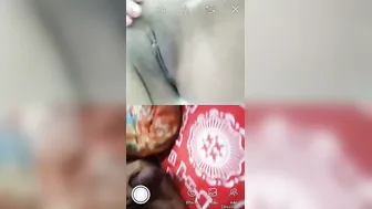 Married Bhabhi Showing Tits And Pussy To Customer On Video Call