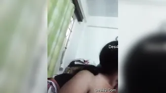 Horny Aunty Massaging And Bouncing Her Huge Natural Desi Boobs