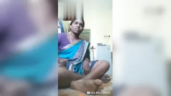 Tamil Married Woman Spreading Her Pussy On Secret Video Call