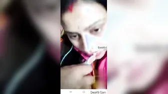 Naughty Bhabhi Flashing Her Pussy For Lover During Video Call