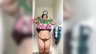 Tamil Aunty Filming Herself Naked For Her Secret Lover At Home