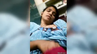 Horny Indian GF Fingering Herself On Camera Again