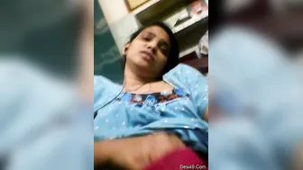 Horny Indian GF Fingering Herself On Camera Again