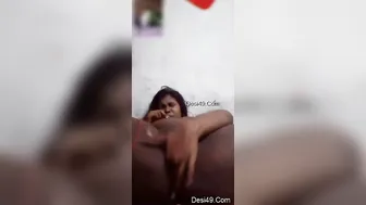 Bangla Babe Fingering Herself Live While Boyfriend Watches Her