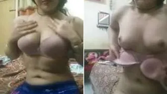 Sexy Village Girl Dancing Naked Shaking Her Body Seductively