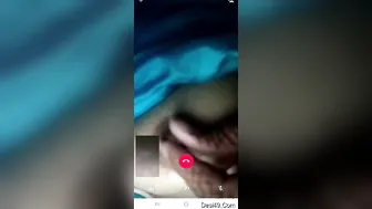 Married Bhabhi On Video Call Exposing Herself Showing Everything