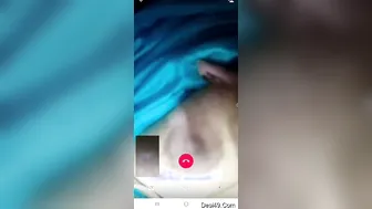 Married Bhabhi On Video Call Exposing Herself Showing Everything