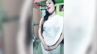 Sexy GF Accidentally Flashing Her Boob During Video