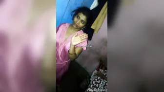 Sexy Bhabhi Dancing Seductively While Hubby Films Her Curves