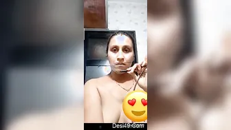 Married Woman Flashing Her Round Tits During Secret Video Call