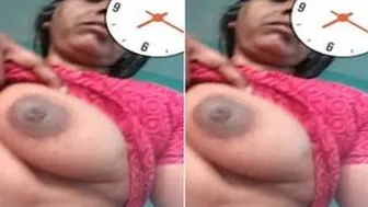 Mature Bhabhi Exposing Her Big Milky Tits On Private Video Call