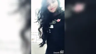 Desi GF Showing Her Perfect Boobs To Boyfriend Alone
