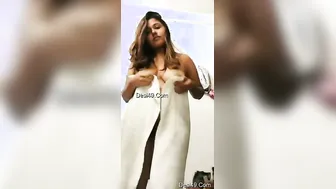 My Hot GF Recording Herself Stripping Completely Nude