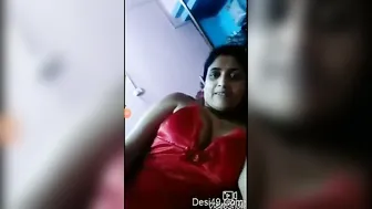 Married Woman Recording Her Nude Body Alone In Bedroom Secretly