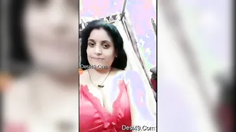 Married Woman Recording Her Nude Body Alone In Bedroom Secretly