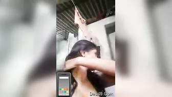 Cute Desi Girl Exposing Her Boobs Live During Our Video Chat