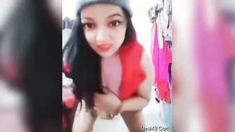 Horny Indian Girl Dancing Naked Showing Everything For My Camera