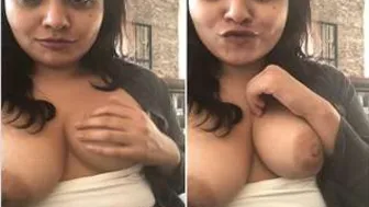 Hot Nri Babe Revealing Her Sexy Boobs For Lover On Camera