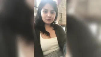 Hot Nri Babe Revealing Her Sexy Boobs For Lover On Camera