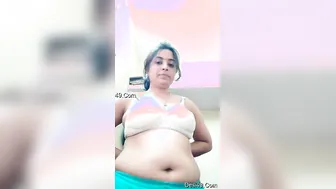 Horny Bhabhi Stripping Naked Showing Off Her Tits And Pussy