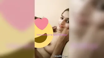 GF Recording While Her Lover Sucks Her Tits In Selfie Mode