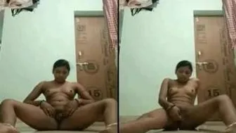 Married Bhabhi Pleasuring Herself With Veggie In Village Bedroom